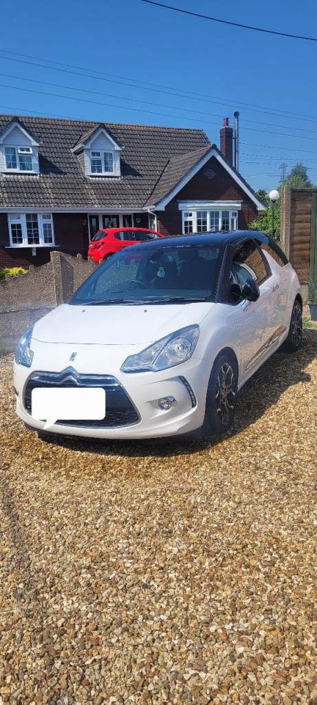 Citroen, DS3, Hatchback, 2011, Manual, 1560 (cc), 3 doors