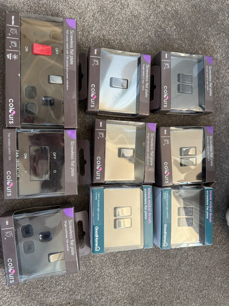 New Colours Screwless Flat Plate Switches and Sockets