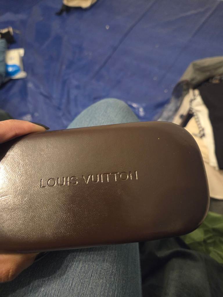 Lv sunglasses brand new 