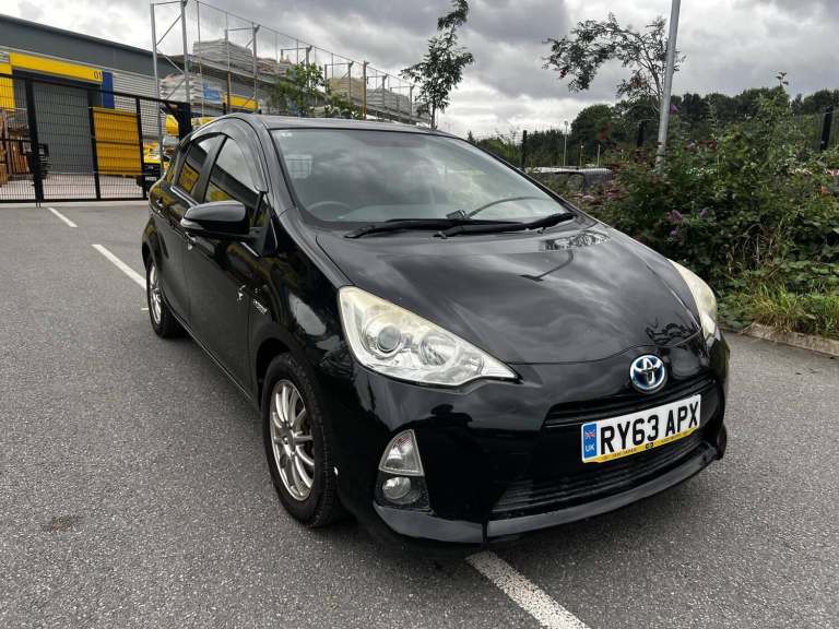 2014 Toyota Aqua Toyota Aqua Hybrid Petrol Black  2014  5 Seater  1.5L Hybrid