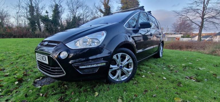image for 2013 Ford S-Max 2.0 TDCi 140 Titanium 5dr MPV Diesel Manual