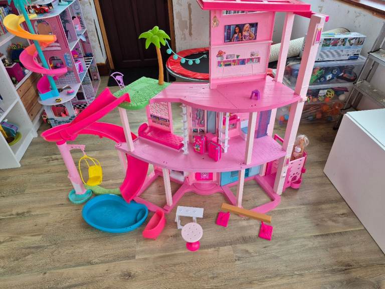 *Huge Bundle* Barbie Various