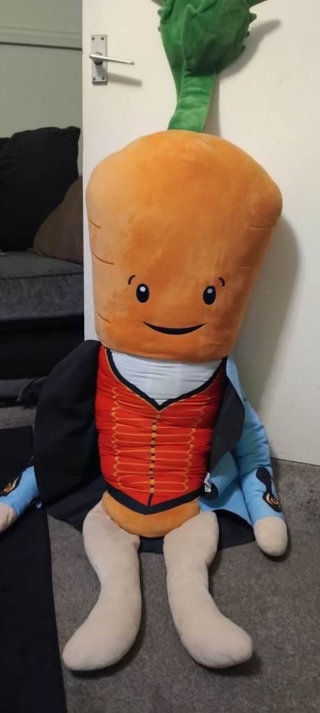 Kevin the Carrot Plush – Good Condition, Multicoloured Fabric