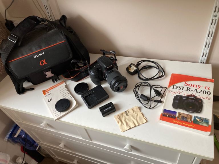 Sony a200 DSLR camera 