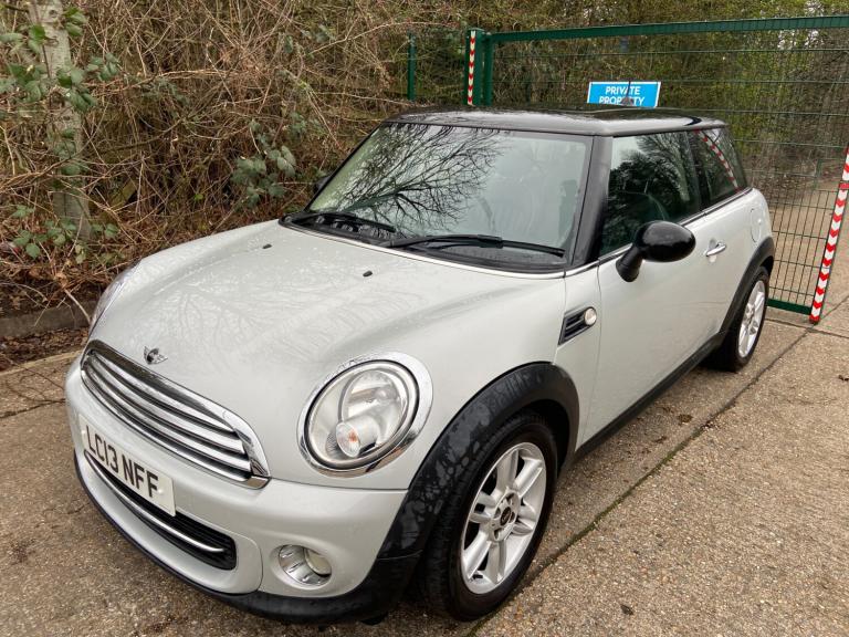 2013 MINI Hatch 1.6 Cooper 3dr Silver 64k Miles Years MOT Warranty HATCHBACK Petrol Manual