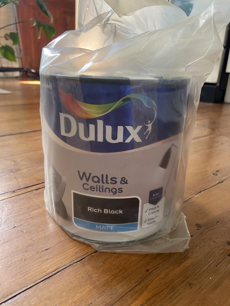 Brand New Dulux Matt Emulsion Paint - Rich Black - 2.5L