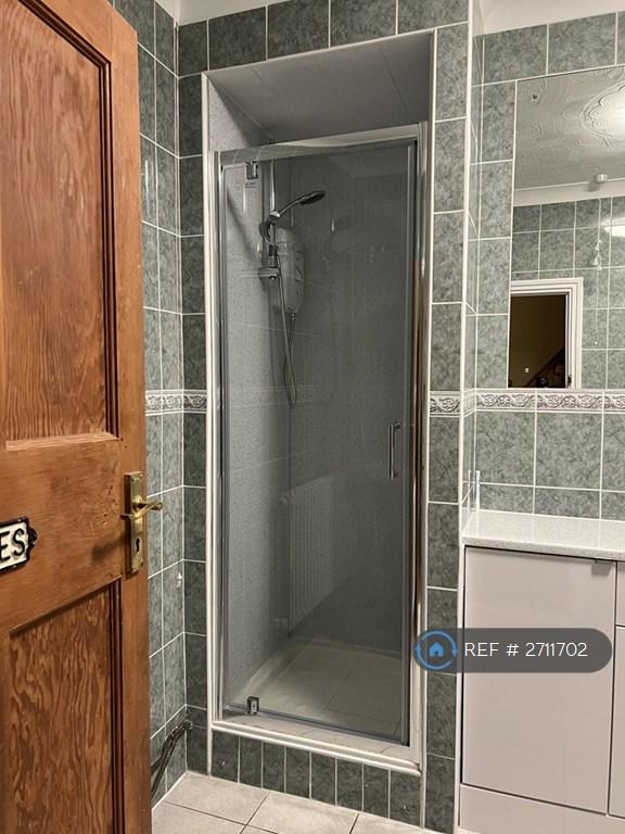 3 bedroom house in Cecil Road, Rochester, ME1 (3 bed) (#2711702)