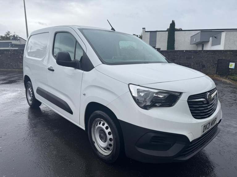 VAUXHALL COMBO 1.5 Turbo D 2300 Dynamic 2021