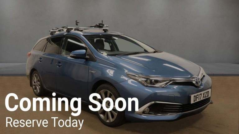 Toyota Auris 1.8 VVT-h Excel Touring Sports 5dr Petrol Hybrid CVT Euro 6 (s/s) (Safety S Petrol/E...