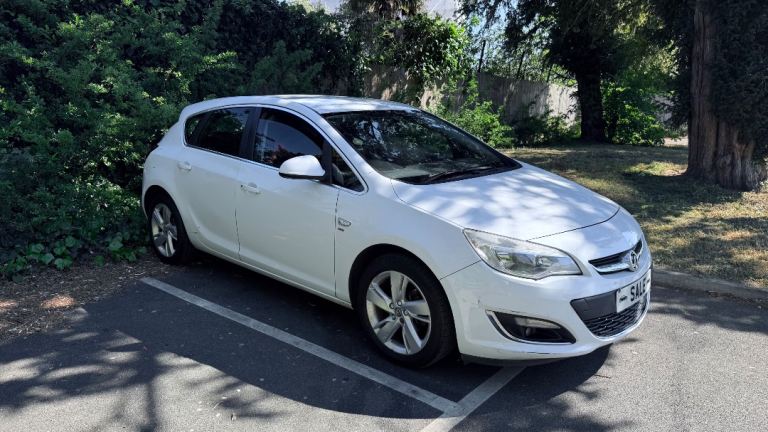 Vauxhall, ASTRA, Hatchback, 2013, Manual, 1398 (cc), 5 doors