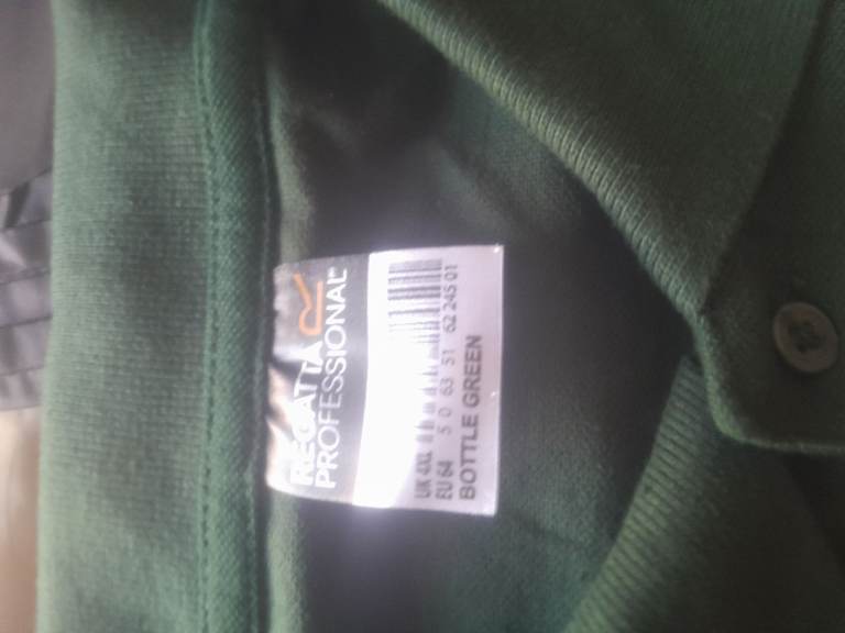 Men's bottle green polo shirts (2) items size (4XL) new)
