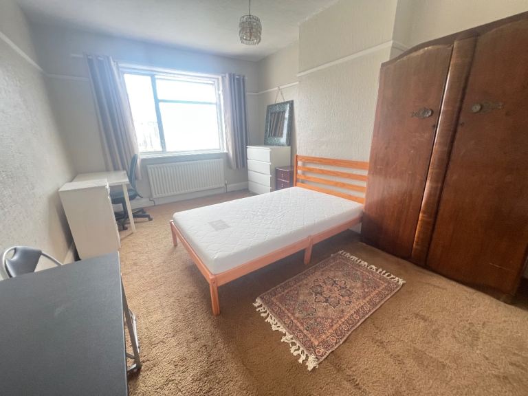 All Bills Inclusive Spacious Room, Bounds Green 