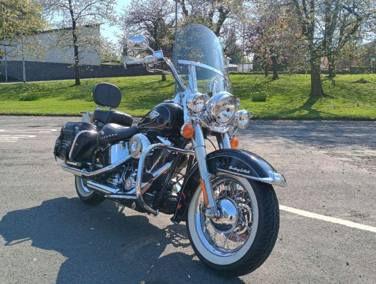 Harley-Davidson  Heritage Softail Classic  FLSTC  2010  1585cc