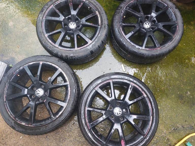 4 x 18" Vw Alloy wheels