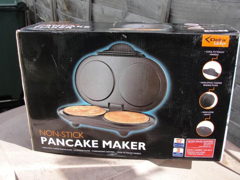 Delta Kitchen Non - Stick Pancake maker