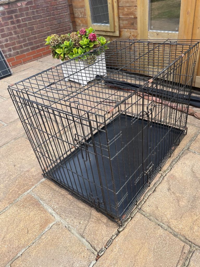 Dog crate