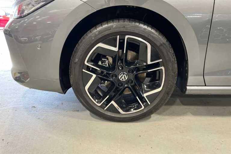 2025 Volkswagen Passat 1.5 eTSI Elegance 5dr DSG ESTATE PETROL Automatic