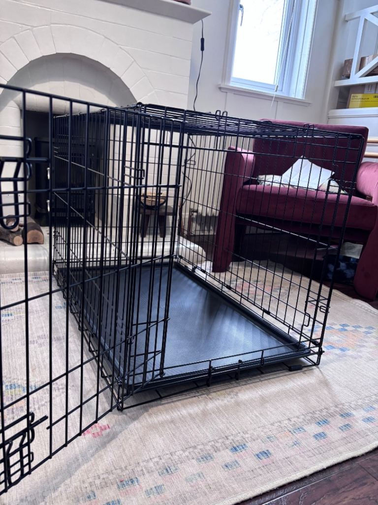 Folding Dog crate. Single door. Medium