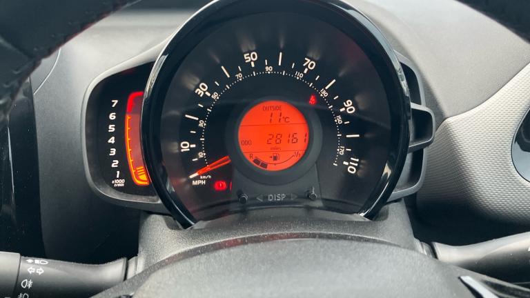 2019 Peugeot 108 1.0 72 Allure 5dr HATCHBACK PETROL Manual