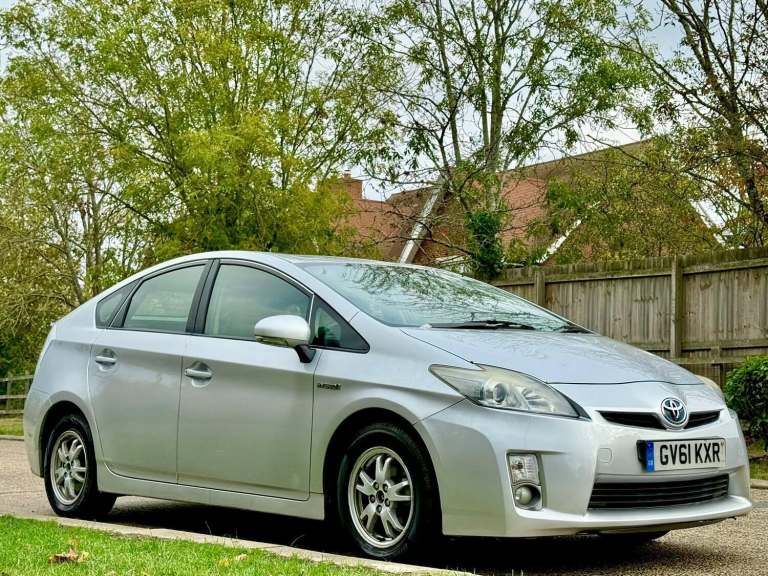 2012 Toyota Prius 1.8 VVT-h T3 Hatchback 5dr Petrol Hybrid CVT Euro 5 (s/s) (136 ps) HATCHBACK Pe...