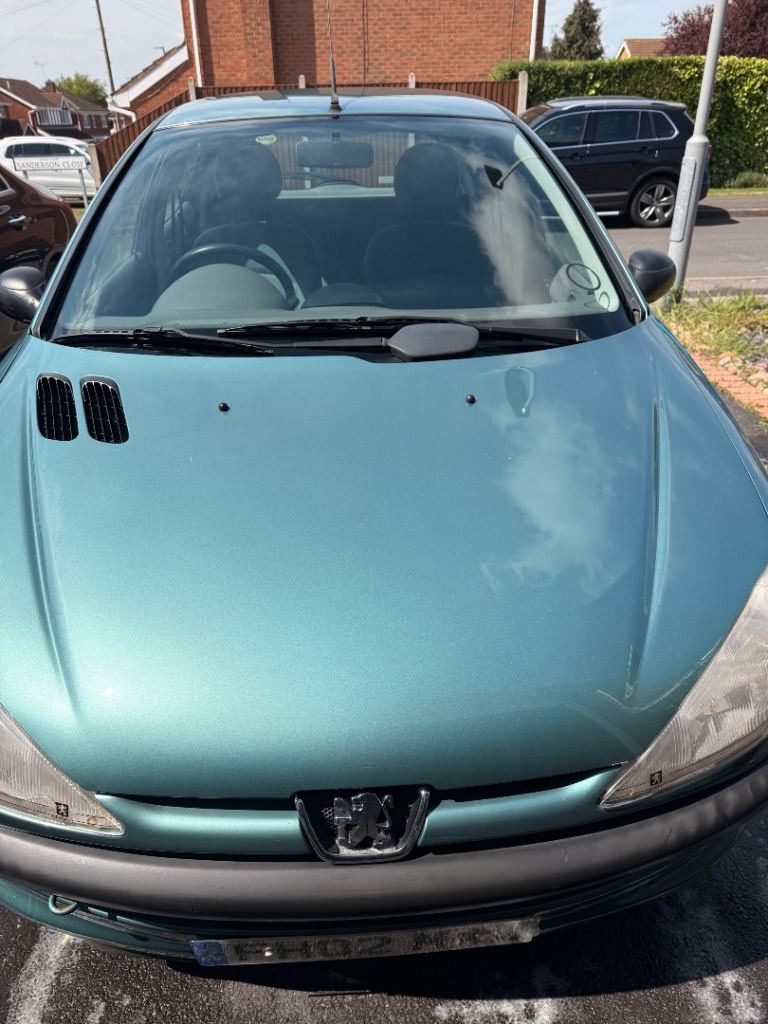 Peugeot, 206, Hatchback, 2002, Manual, 1124 (cc), 5 doors