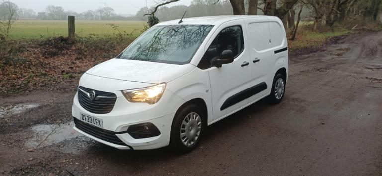 2020 Vauxhall Combo sportive l1 air con 1 owner history finance available  PANEL VAN Diesel Manual