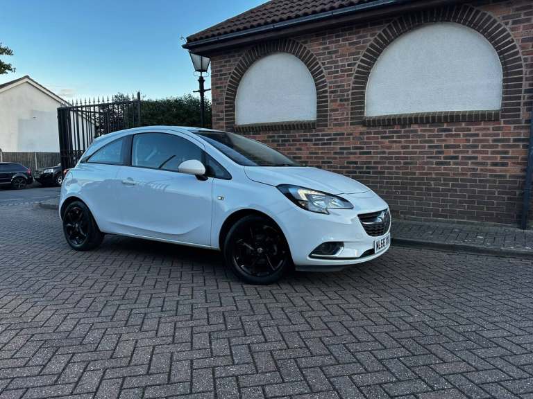 2018 Vauxhall Corsa 1.4 [75] SRi Nav 3dr HATCHBACK Petrol Manual