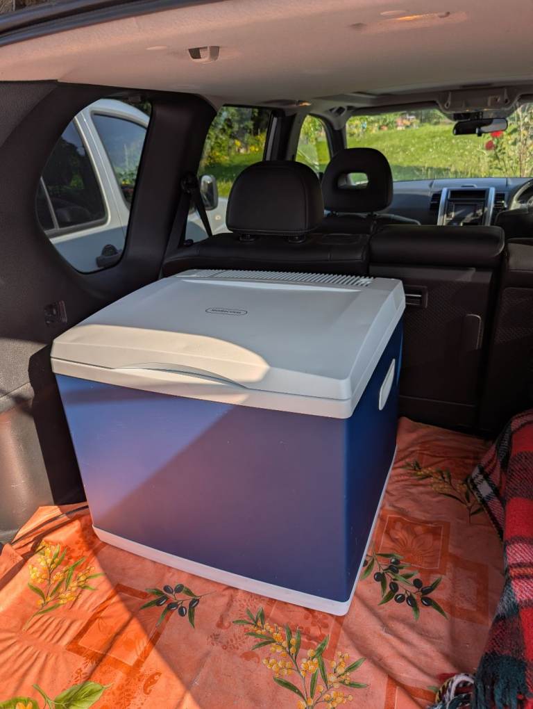 DOMETIC MOBICOOL MB40 COMPRESSOR FRIDGE