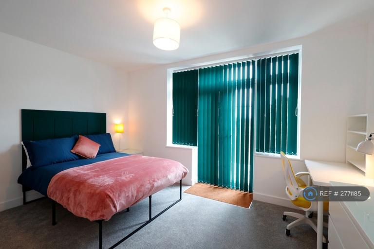 1 bedroom in Loose Road, Maidstone, ME15 (#2771185)