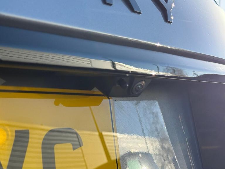 2025 Land Rover Discovery Sport 2.0 D200 Dynamic SE 5dr Auto [7 Seat] ESTATE DIESEL Automatic