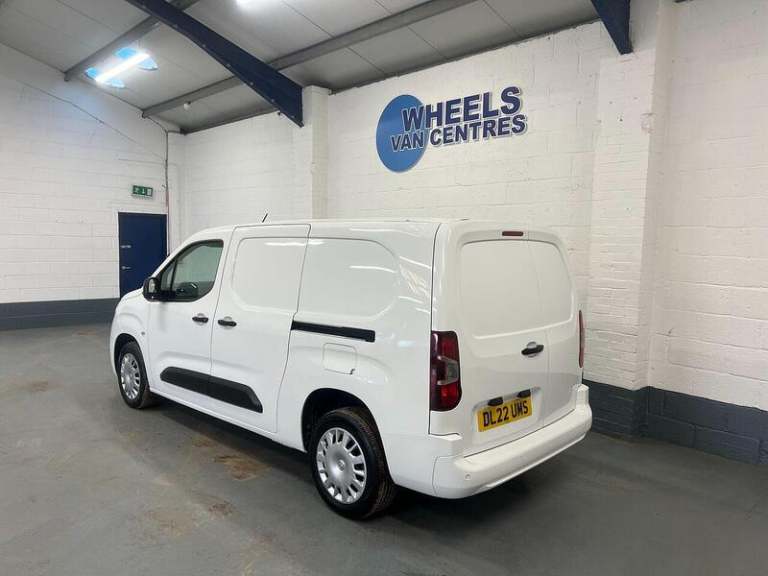 2022 Vauxhall Combo 2300 1.5 Turbo D 100ps H1 Sportive Van [6 Speed] PANEL VAN DIESEL Manual