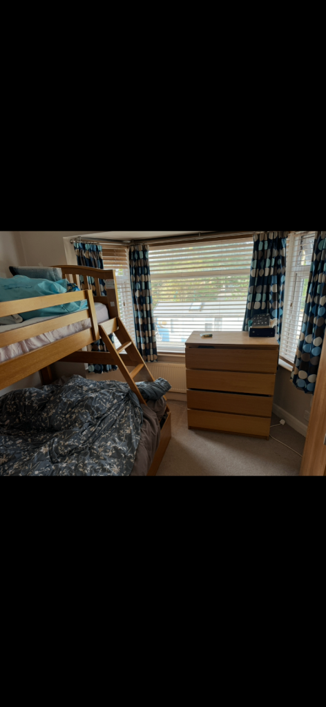 Large double room to rent in a semi detached house with garden- Bills Included-Edmonton Green