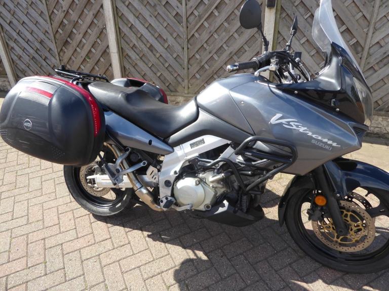 SUZUKI DL 1000 V STROM 02 REG GIVI LUGGAGE DELKEVIC CANSCRASH BARS 1 YRS MOT
