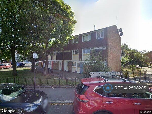 3 bedroom flat in Acacia Road, Woodgreen, N22 (3 bed) (#2898205)
