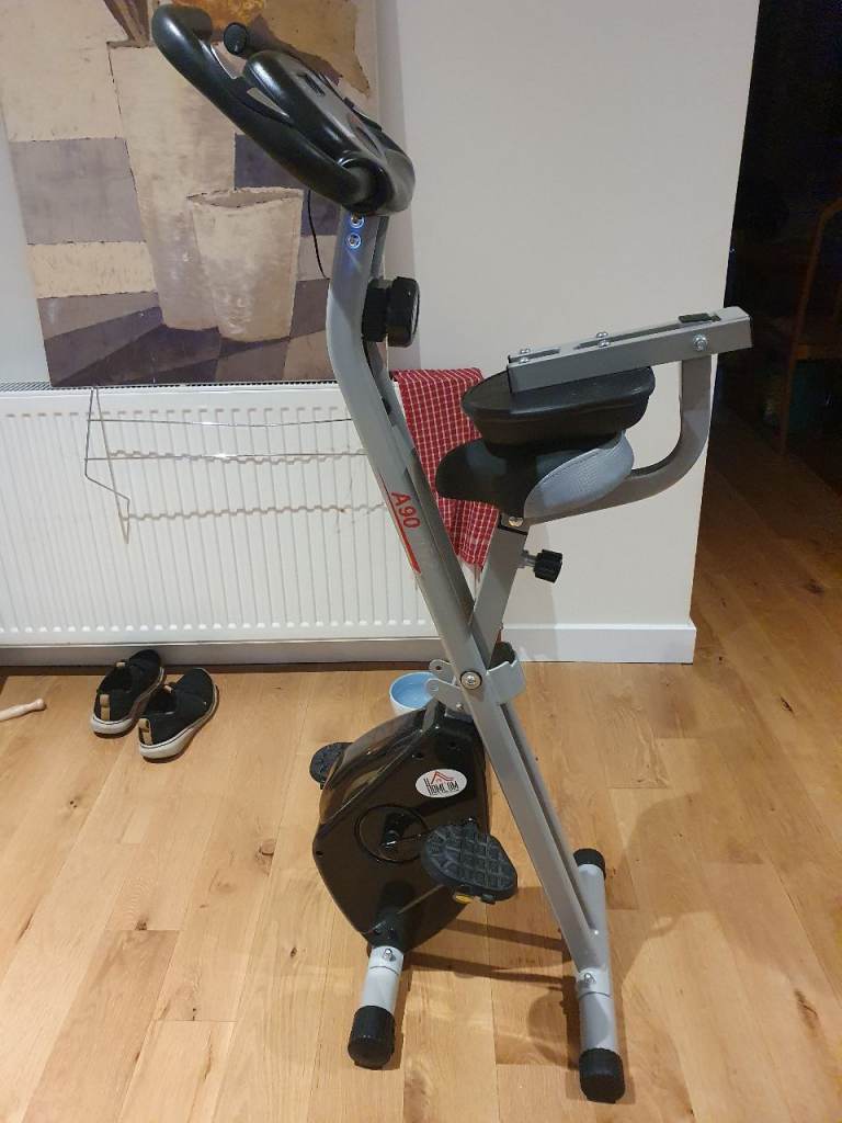 Foldable Exercise Bike Homcom A90-192 with Pulse Sensors and instruction booklet