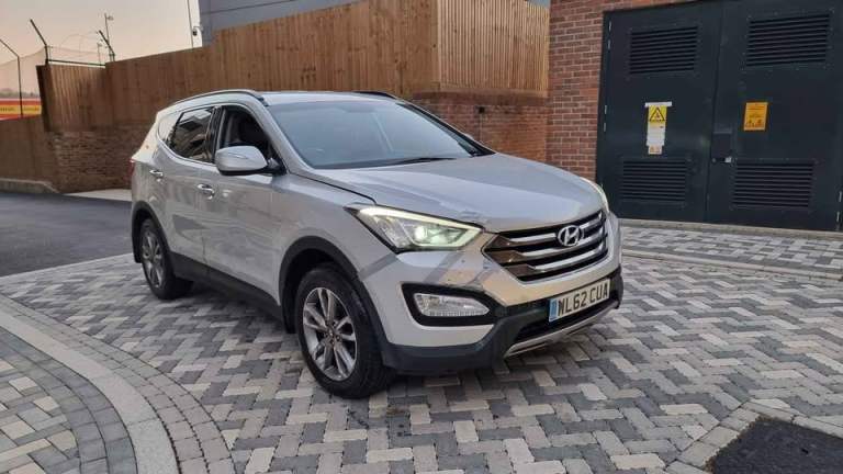 Hyundai Santa Fe Premium – 2.2 Diesel | Manual | Full Leather | 7-Seater | Fully Loaded | 