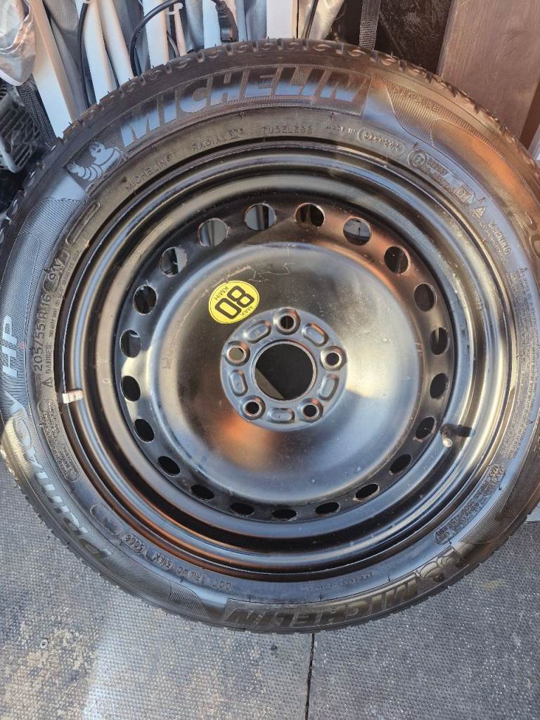 Michelin primacy hp 205/55 R16 (as new)