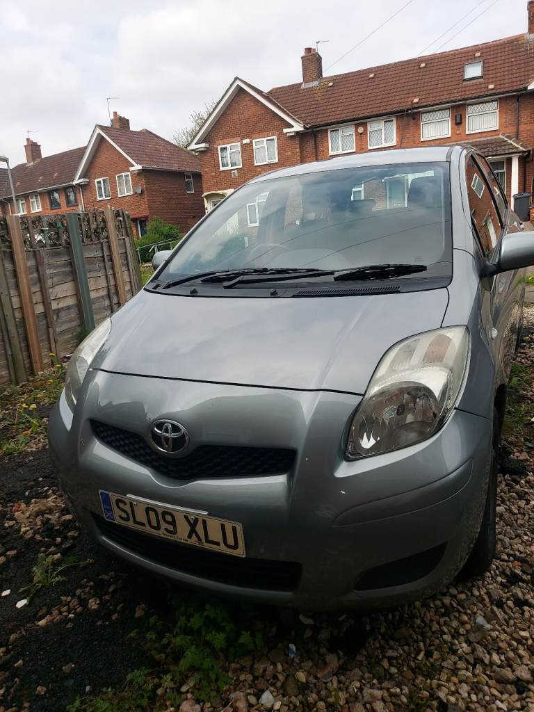 Toyota, YARIS, Hatchback, 2009, Manual, 998 (cc), 5 doors and in great condition 