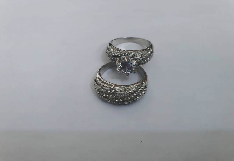 New 2 piece wedding/ engagement ring