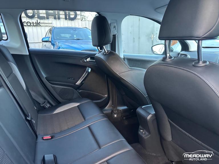 2016 Peugeot 2008 1.2 PureTech Allure 5dr ETG HATCHBACK PETROL Automatic