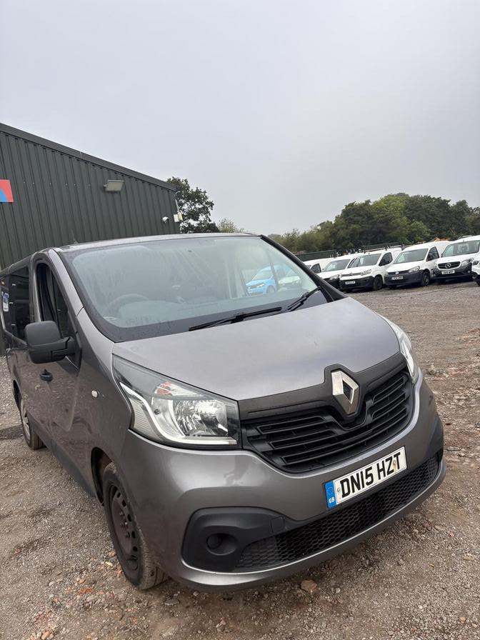 Renault Trafic Trafic SL27 Business+ dCi (grey) 2015