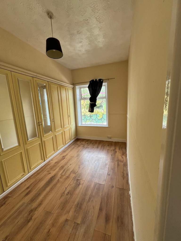 Two-Bedroom House to Rent in Chadderton, OL9 9DG