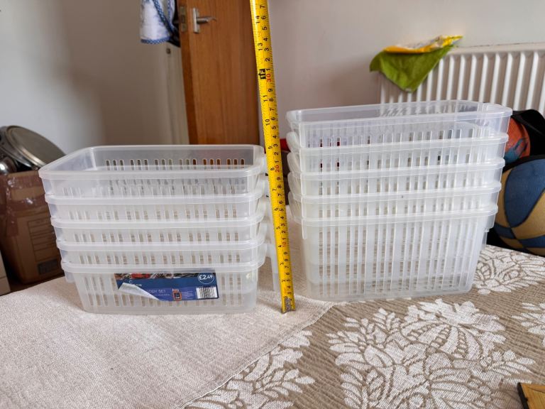 Set of 9 Clear Plastic Storage Baskets – As Good As New