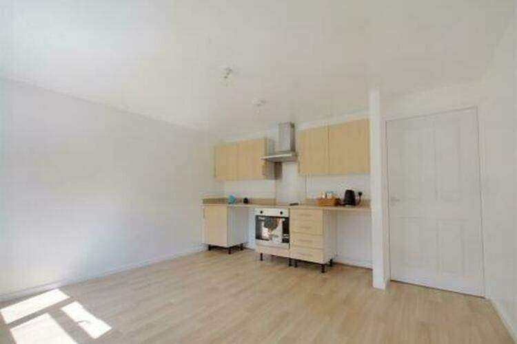 1 bed flat to let in beeston NG9 4HQ