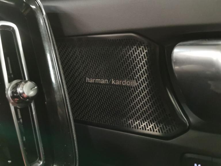 2022 Volvo C40 300kW Recharge Twin Pro 78kWh 5dr AWD Auto ESTATE ELECTRIC Automatic