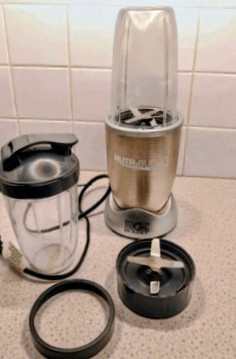 Nutribullet Magic Bullet food blender 