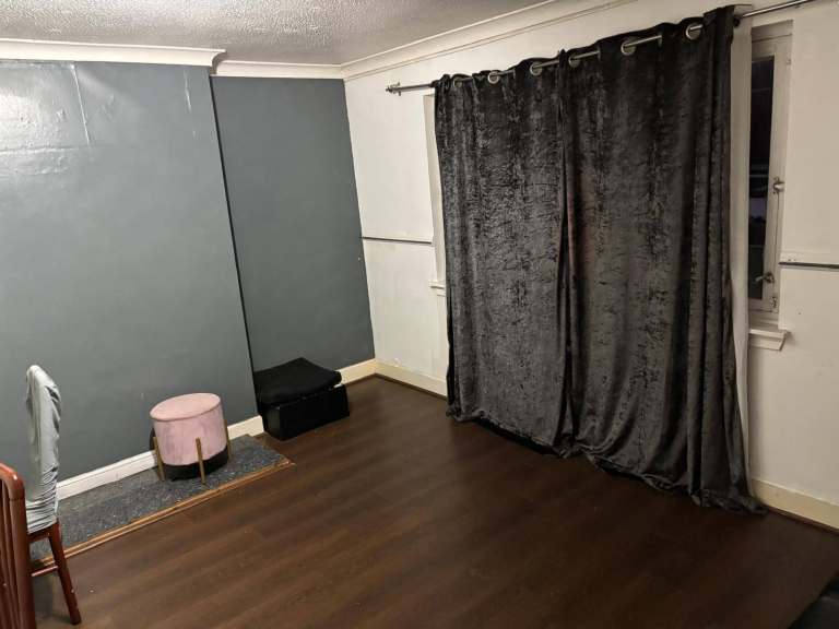 Spacious 3 Bedroom Flat to Rent around Earnock area of Hamilton