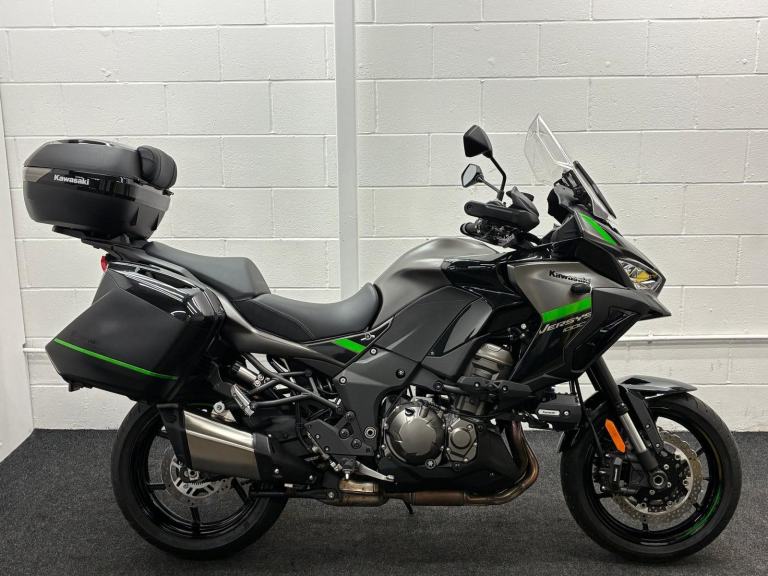 KAWASAKI VERSYS 1000 ** FULL LUGGAGE - HEATED GRIPS - OCTOBER 2027 MOT **