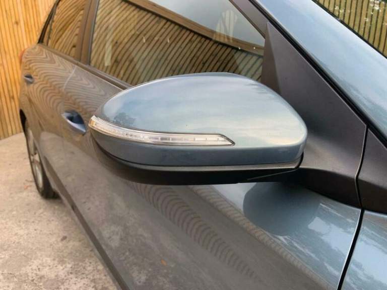 2016 Hyundai i20 1.4 Premium SE Auto Euro 6 5dr HATCHBACK Petrol Automatic