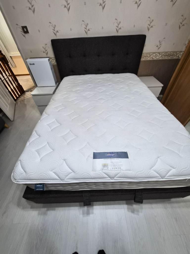 image for Kingsize ottoman bed, solid platform